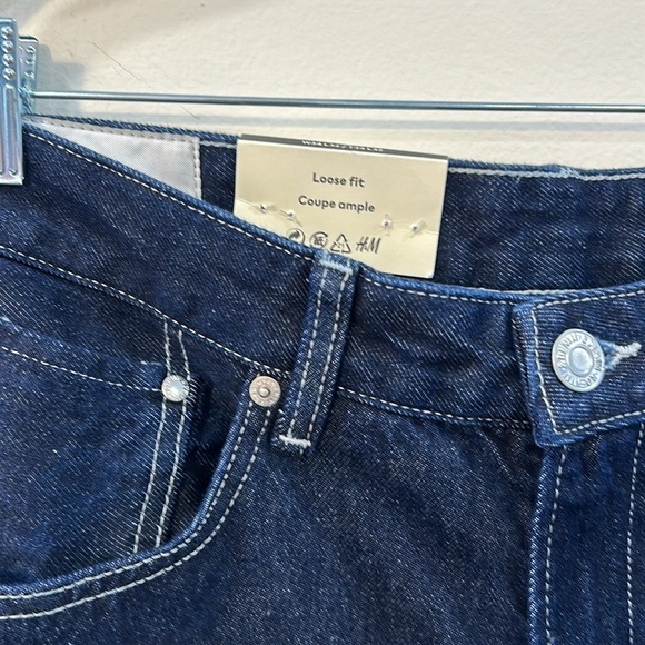 H&M Loose Fit blue jeans W34/L32 - Picture 3 of 5